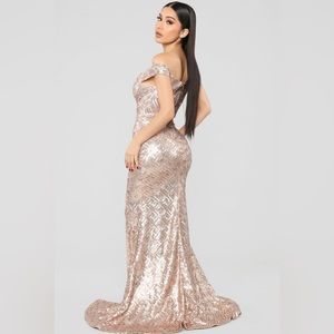 Fashion Nova -I’ll be your queen sequin maxi dress